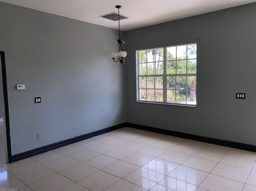 3160 22nd Ave, Naples FL  34117-8806 exterior