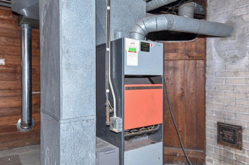 3029 Downer Ave, Milwaukee WI  53211-3337 exterior