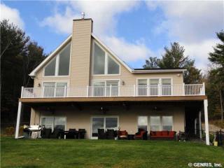 16641 Lake Rd, Branchport, NY 14418-9136