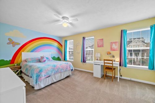 417 Imperial Dr, Canonsburg PA  15317-4877 exterior