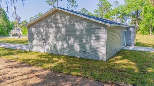 16640 62 St, Ocklawaha FL  32179-3020 exterior