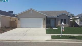 1468 Sonora Ave, Tulare CA  93274-5813 exterior
