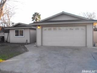 112 Ford Rd, Sacramento, CA 95838-4116