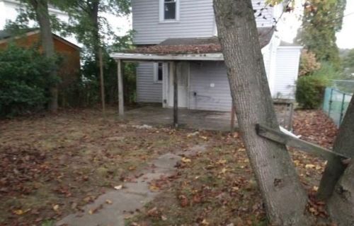 612 Cambria Ave, Avonmore, PA 15618-9791