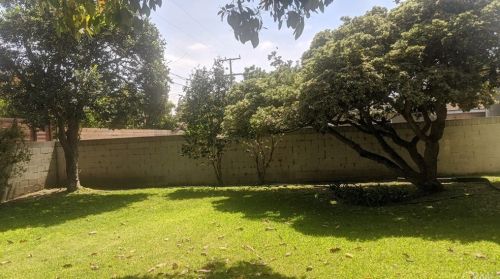 4300 Los Flores Blvd, Lynwood, CA 90262-2927