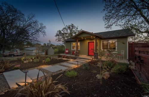 1983 Olivet Rd, Santa Rosa CA  95401-3810 exterior