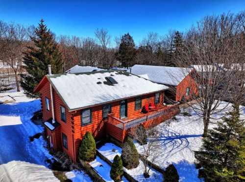 1243 Lavender Dr, Kansasville, WI 53139-9797