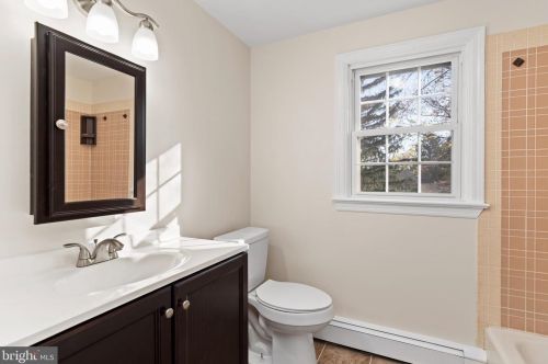 1749 Church Rd, Hummelstown PA  17036-9724 exterior