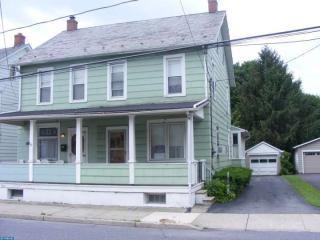 1792 Newport Ave, Northampton, PA 18067-1451