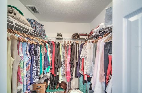 2217 Preservation Green Ct, Ruskin FL  33573-4418 exterior