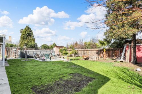 743 J St, Lathrop CA  95330-9428 exterior