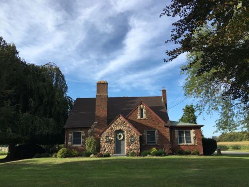 7450 Water St, Fairview, PA 16415-1232