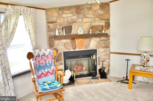 209 Persimmon Cir, Dover DE  19901-2535 exterior