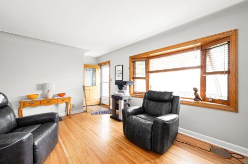 1317 Lincoln Park Dr, Duluth MN  55806-1130 exterior