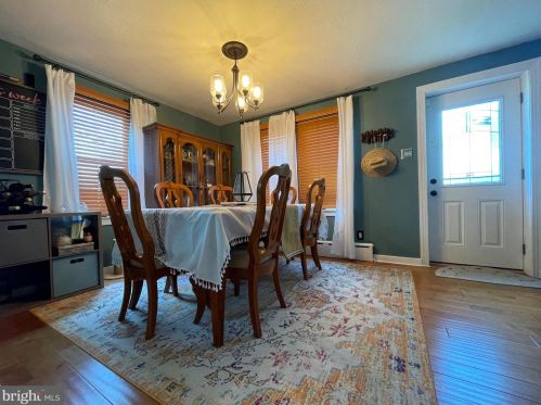 1223 Feist Ave, Pottstown PA  19464-3923 exterior