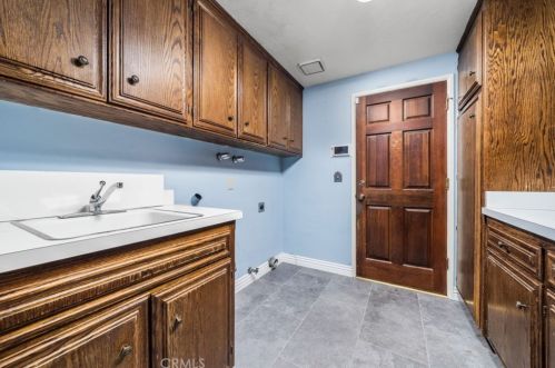 1022 Oak Canyon Ln, Glendora CA  91741-2256 exterior