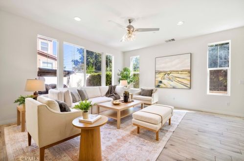 14355 Penn Foster St, Chino CA  91710-1368 exterior