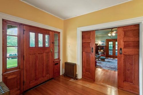 1830 Wightman St, Pittsburgh, PA 15217-1536