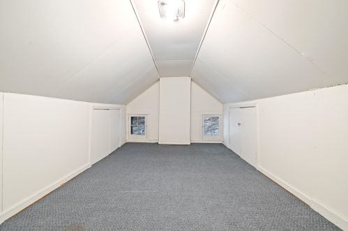 828 32, Milwaukee WI 53215-1549 exterior