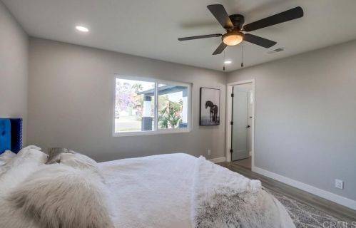 5049 Tyler St, Oceanside CA  92057-4433 exterior