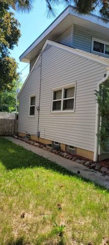 6919 Tallmadge Pl, Milwaukee, WI 53218-3956