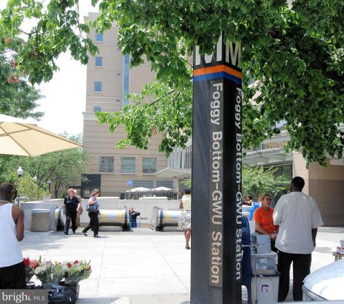 940 25th St, Washington DC  20037-2100 exterior