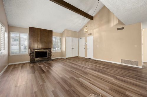 3159 Stonybrook Dr, Anaheim, CA 92804-3107