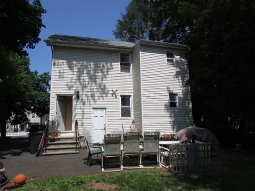 2238 Westfield Ave, Scotch Plains, NJ 07076-1946