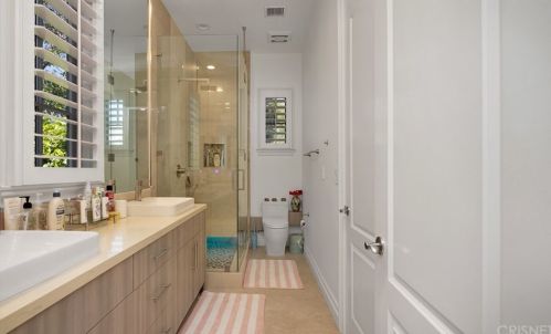 3825 Prado Del Trigo, Calabasas CA  91302-3638 exterior