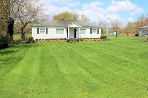 1839 Eastbrook Rd, New Castle, PA 16101-2715