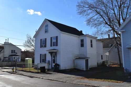 7 Ritter St, Nashua NH  03060-3732 exterior