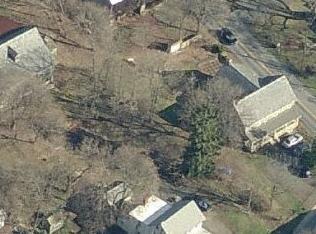 5791 Locust Valley Rd, Coopersburg, PA 18036-2710