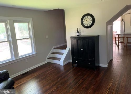 505 Mount Laurel Rd, Mount Laurel, NJ 08054-9554