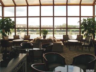 1116 Savoy Dr, Huntington Station NY  11747-5281 exterior