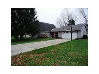 574 Elmina Dr, Columbus, IN 47203-9262