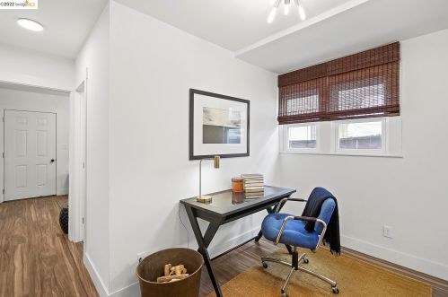 3059 Delaware St, Oakland CA  94602-3219 exterior