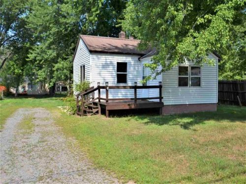 621 Hill St, Nekoosa, WI 54457-1115