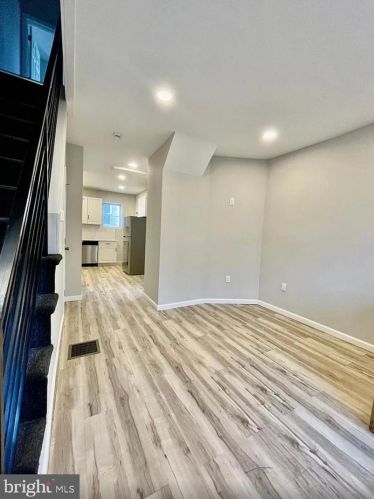 2211 Cantrell St, Philadelphia PA  19145-3306 exterior