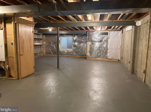 57 Savanna Dr, Pottstown PA  19465-6602 exterior