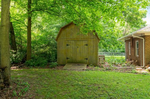 205 Titus Rd, Springfield OH  45505-1741 exterior