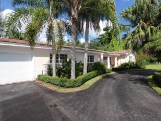 7475 73rd Ter, Miami, FL 33143-4105