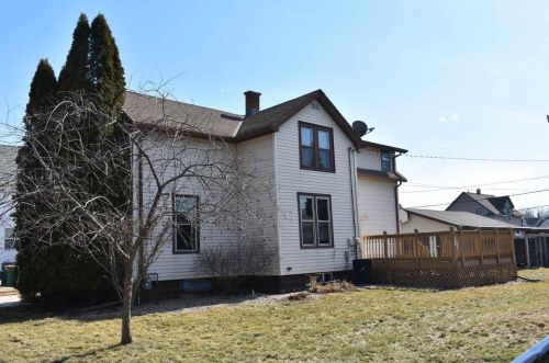 390 9th St, Fond Du Lac, WI 54935-5238