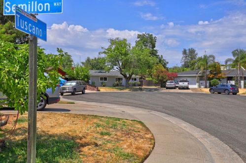 2420 Tuscano Ct, Rancho Cordova CA  95670-3836 exterior