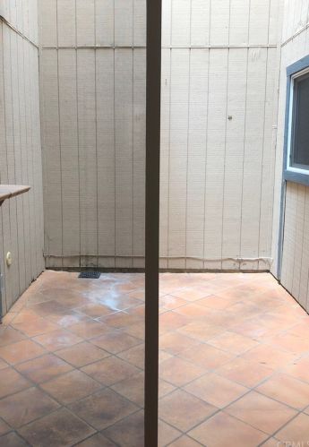 16766 Algonquin St, Huntington Beach CA 92649-3809 exterior