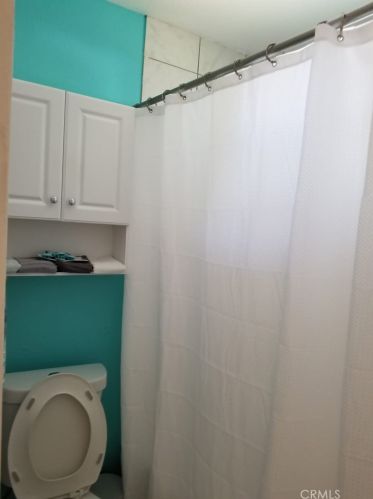 7233 Painter Ave, Whittier CA 90602-3556 exterior