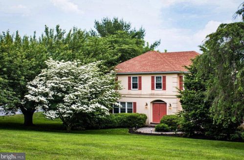 400 Manor Dr, Kennett Sq, PA 19348-1411