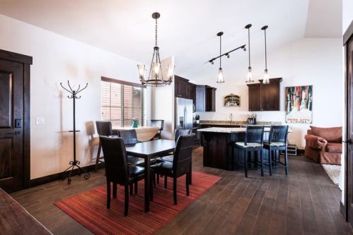 5461 Luge Ln, Park City UT  84098-7647 exterior