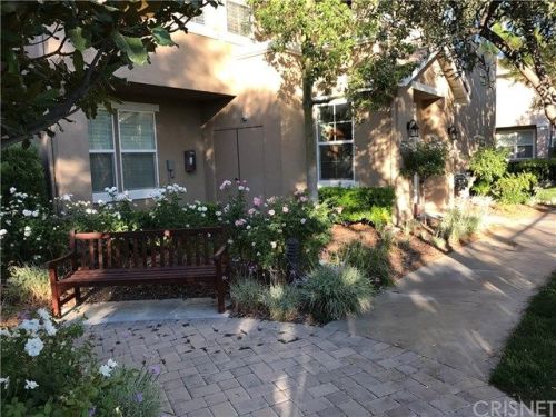 27273 Blue Spruce Pl, Santa Clarita, CA 91354-1858