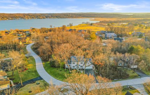 1481 Waterview Way, Lake Geneva, WI 53147-4912