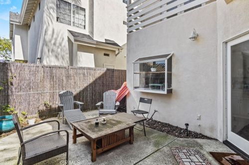 1813 Huntington St, Huntington Beach CA  92648-3131 exterior